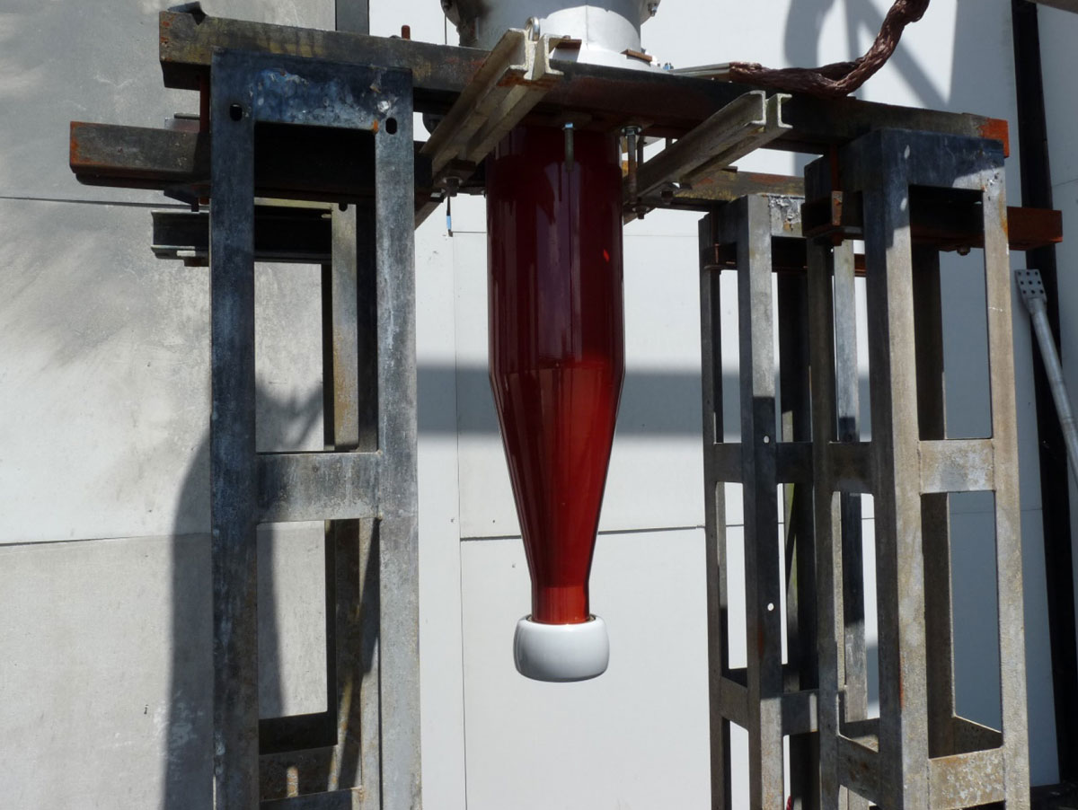 Oil end of RIF bushing internal arc test showing no damage